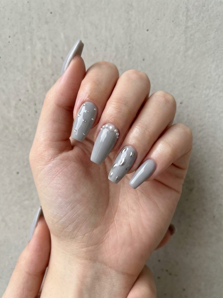  Soft Grey Coffin Nails-Fille vibe