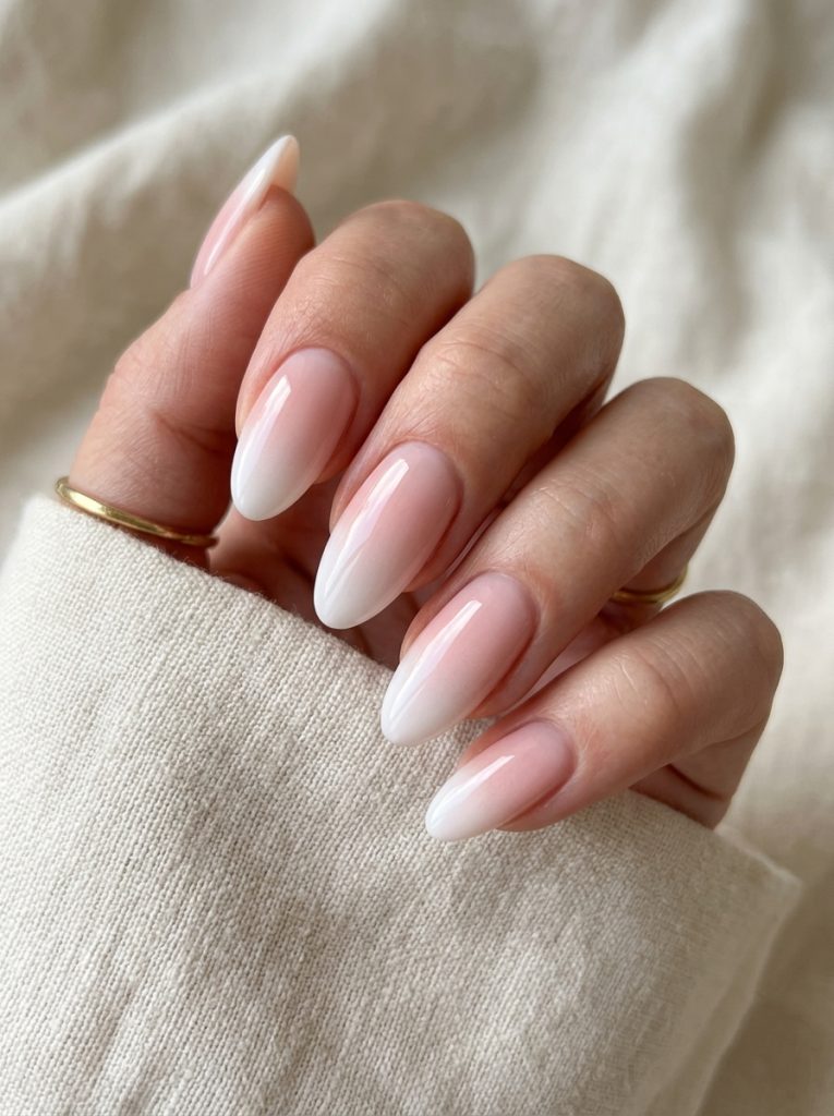 Soft Pink Ombre to White-Fille vibe