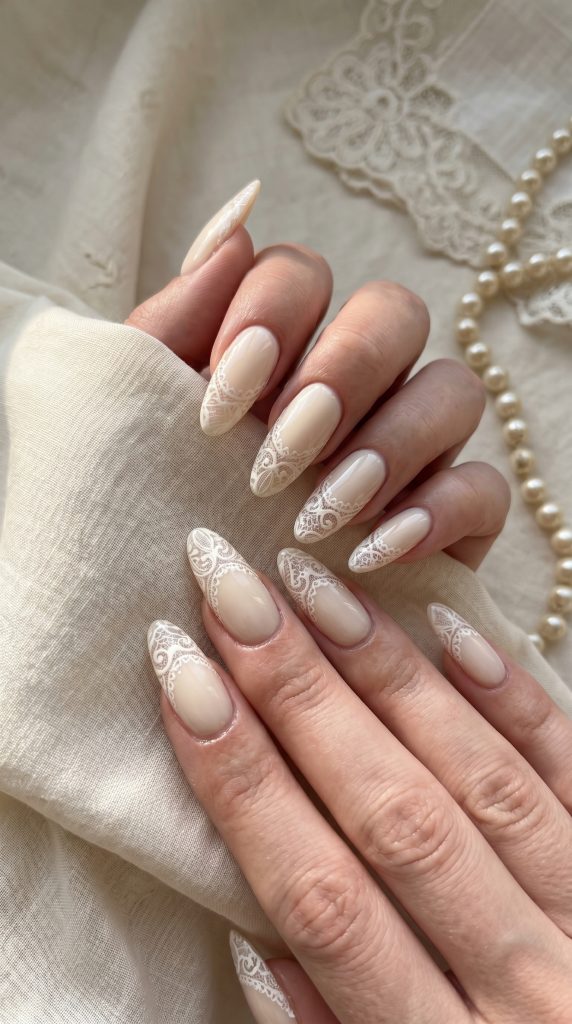 Vintage Inspired Lace French Tips-Fille vibe