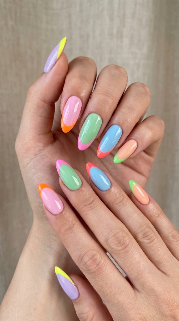 Mixed Pastel and Neon French Tips-Fille vibe
