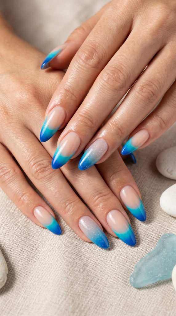 Ocean Blue French Tips-Fille vibe